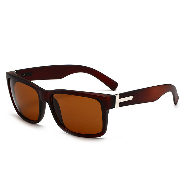Ladies Stylish Sunglasses with Distinctive Frame Bowlift