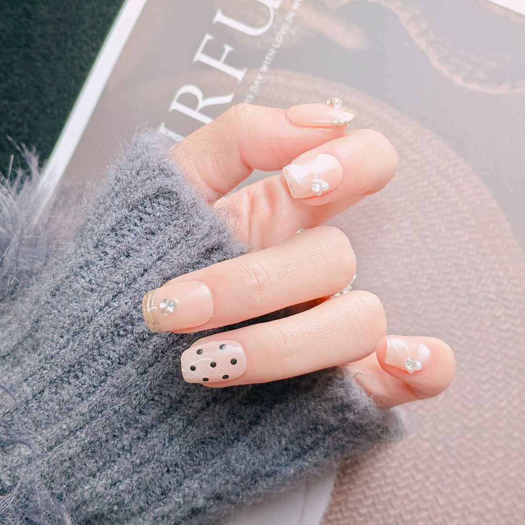 Elegant French Tip Press-On Nails Bowlift