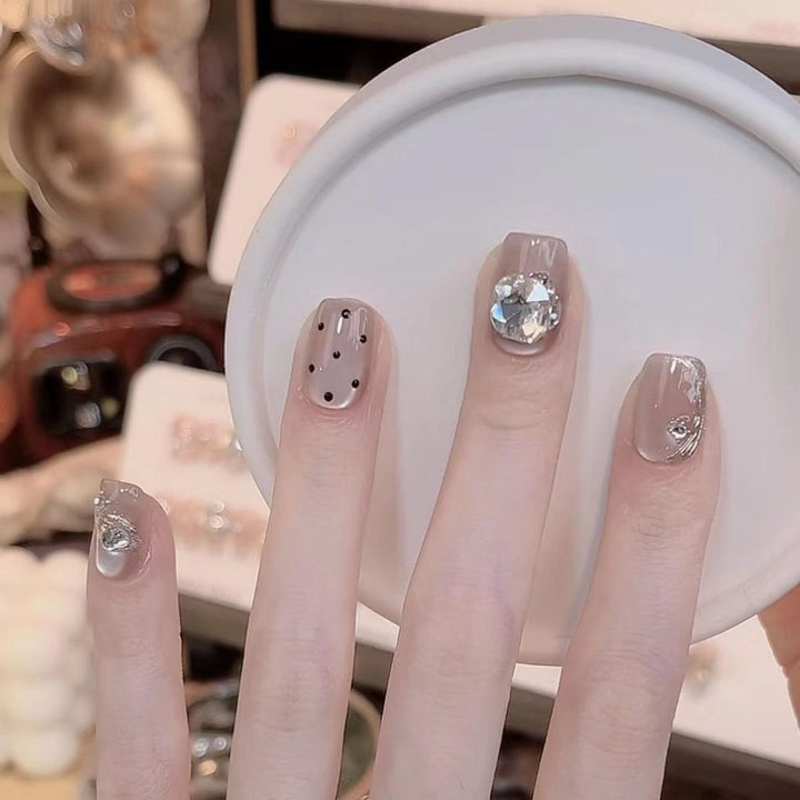 Nail Art Studio Bowlift
