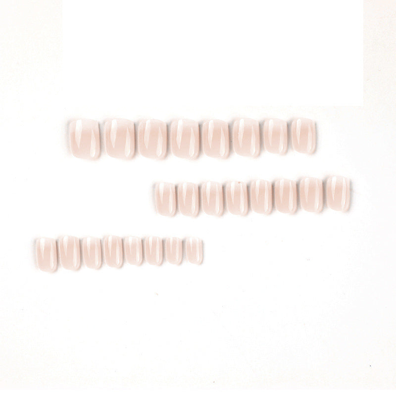 Elegant Nail Art in Natural Ombre Style Bowlift