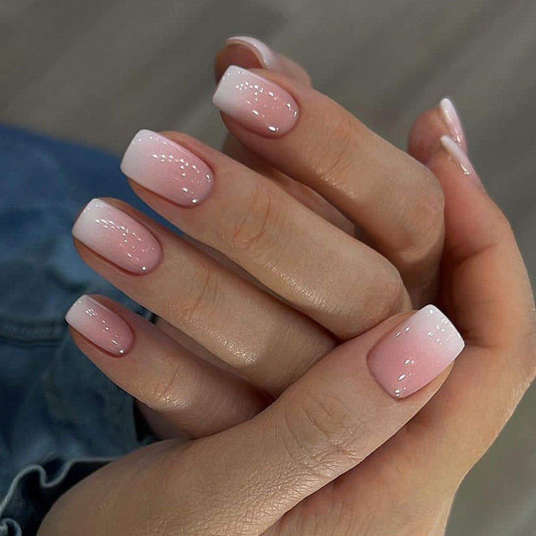 Artificial nail set with elegant natural finish Bowlift