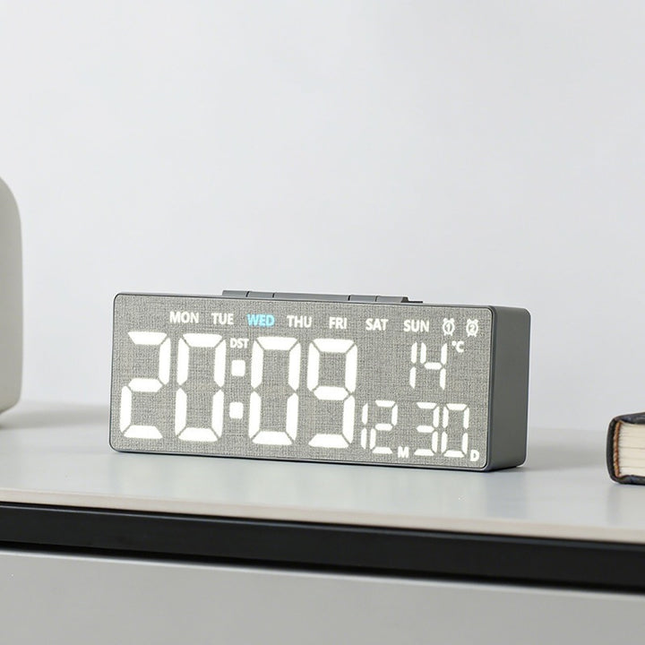 Digital alarm clock with temperature sensor and date display Bowlift
