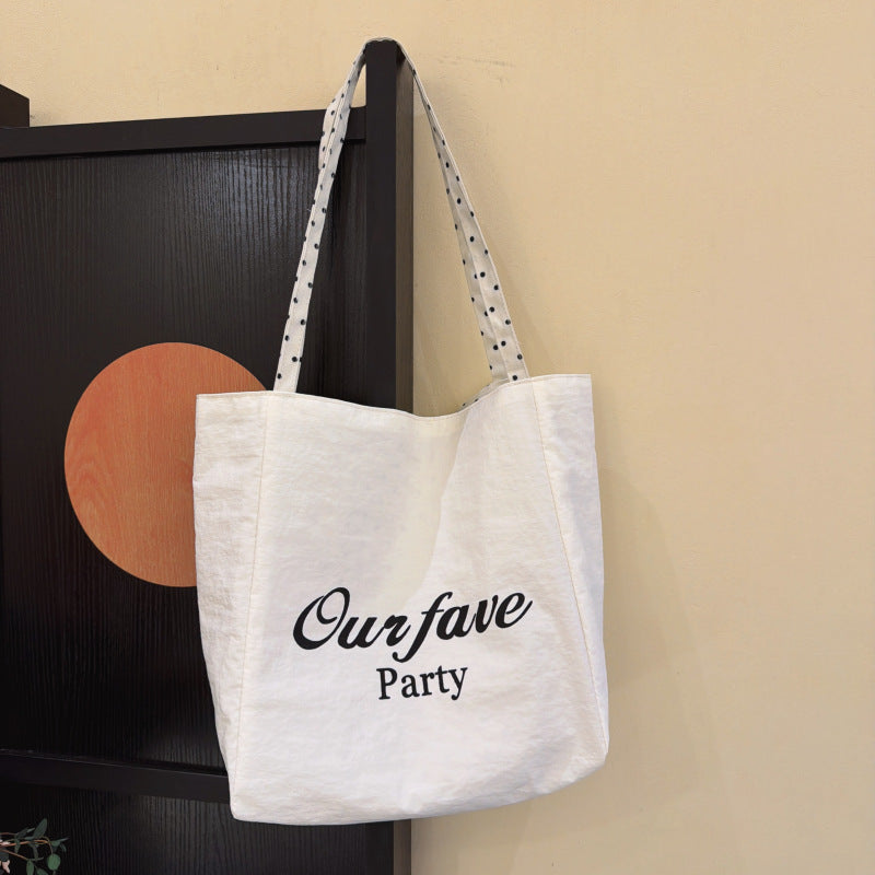 Trendy Beach Bag Bowlift