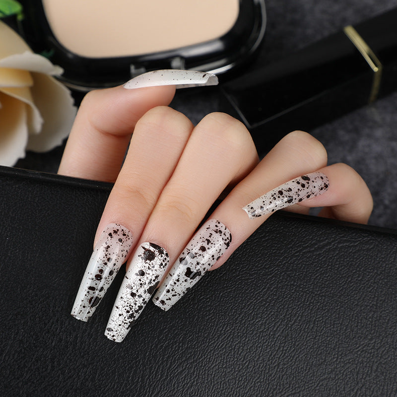 Artificial nails with delicate floral design Bowlift