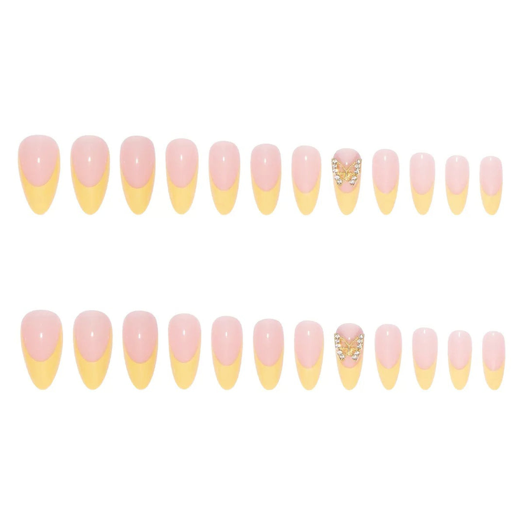 Nail set with luxurious 3D butterfly and glitter embellishments Bowlift