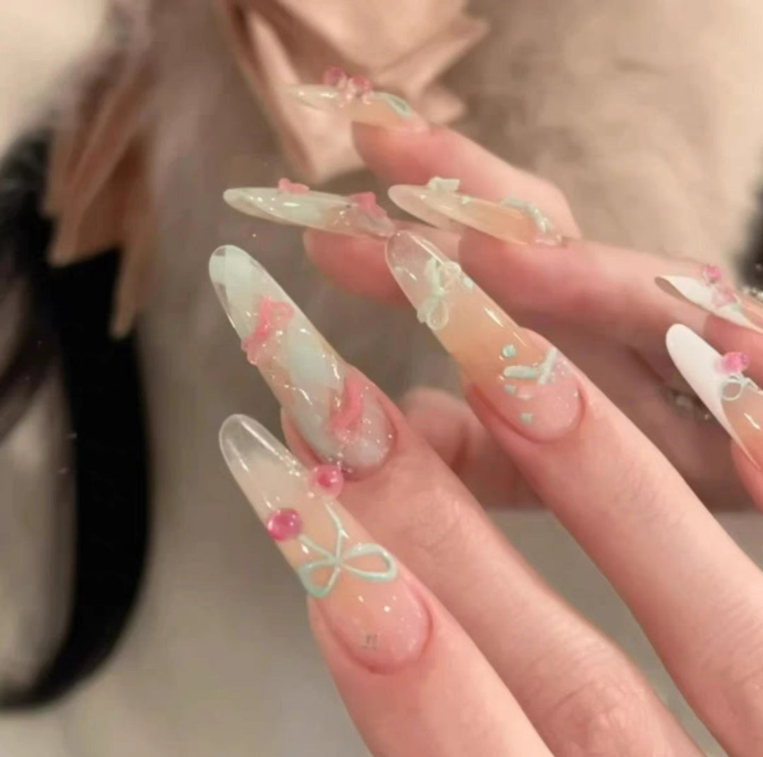 Glossy Gradient Press-On Nail Extensions Bowlift
