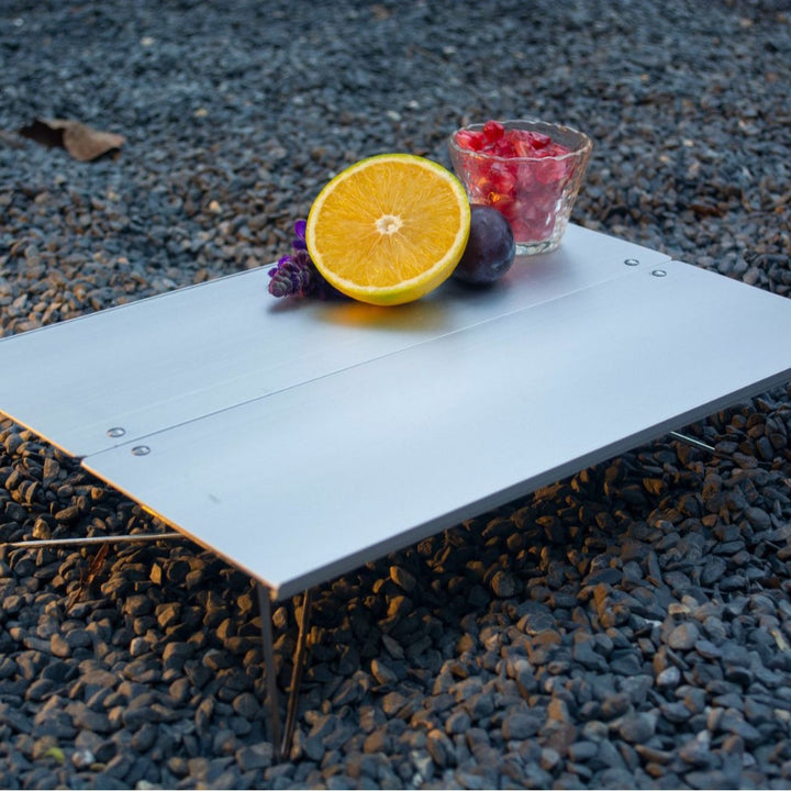 Low-Profile Aluminum Folding Camp Table with Wire Legs Bowlift