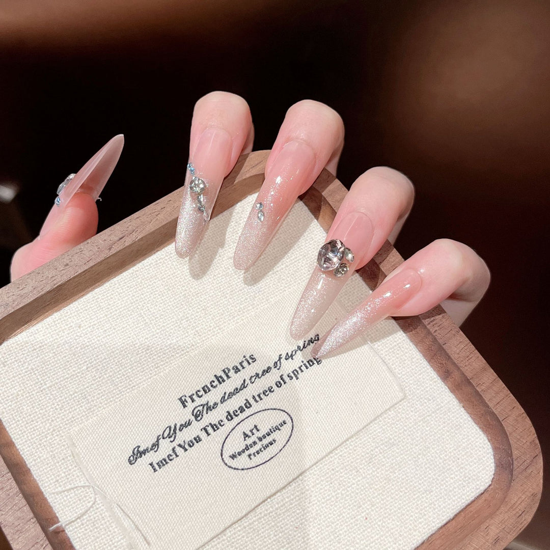 Luxury Rhinestone-Embellished Stiletto Press-On Nails Bowlift