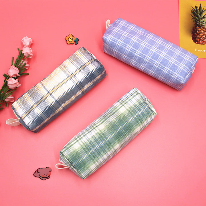 Textured Plaid Pencil Case Bowlift