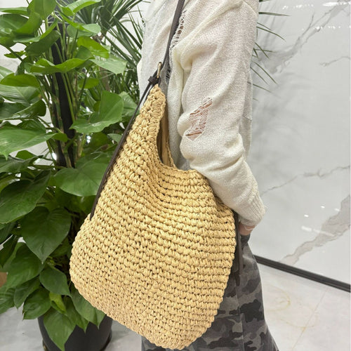 Crocheted Shoulder Bag Bowlift