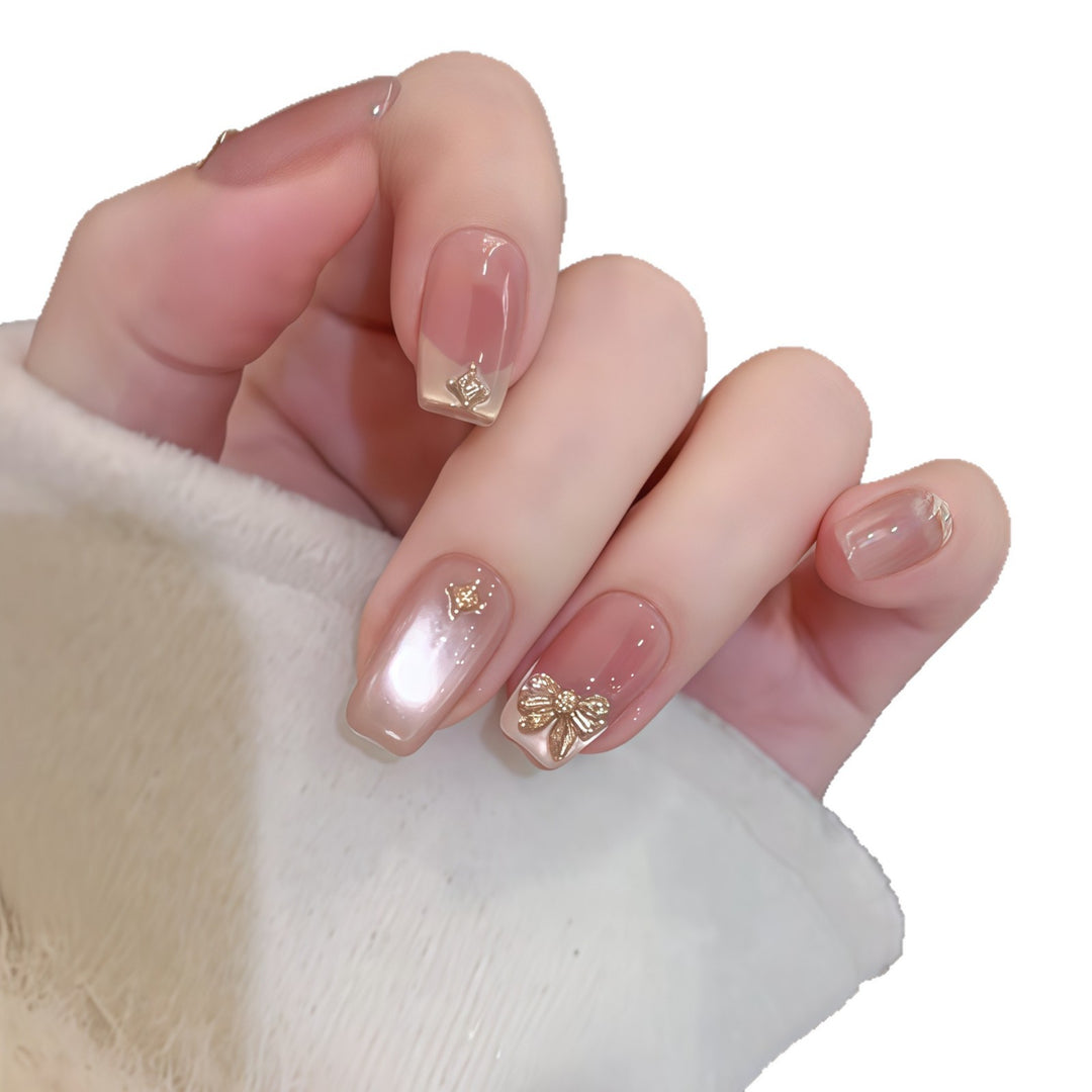 Artificial artificial nails with elegant glitter details Bowlift