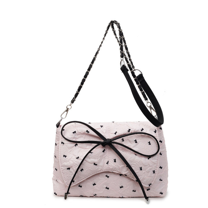Fashionable Quilted Handbag Bowlift