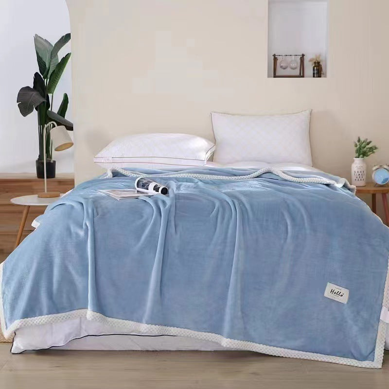 Unisex cuddle blanket with playful cloud design Bowlift