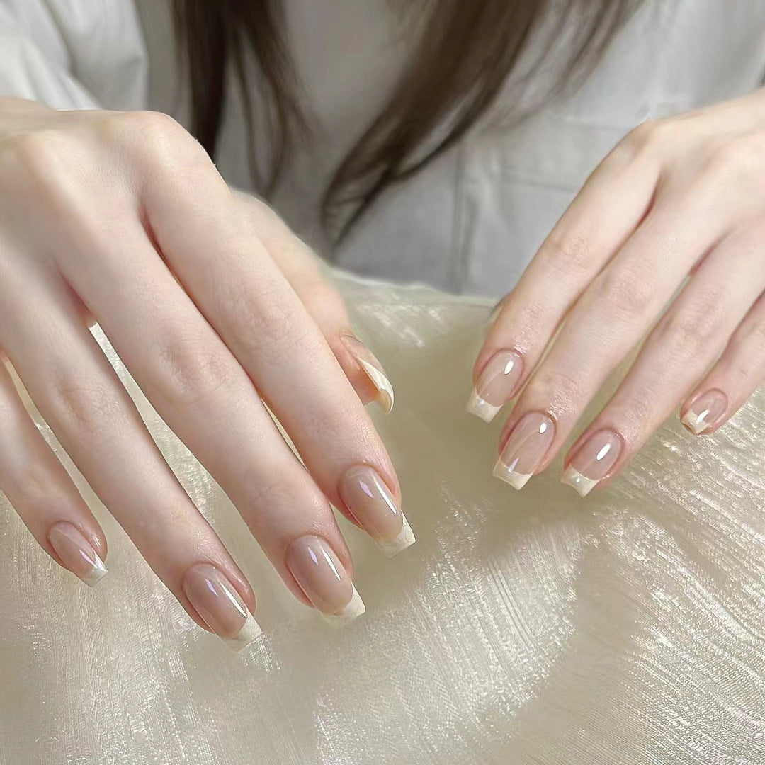 Trendy moon and star design artificial nails Bowlift