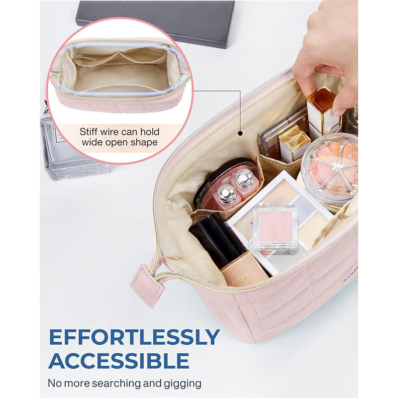 Cosmetic bag with matte finish and zipper Bowlift