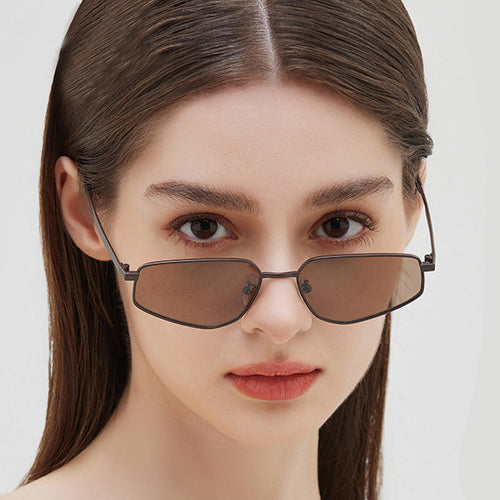 Women's Cat-Eye Sunglasses in modern design with ultra-lightweight frame Bowlift