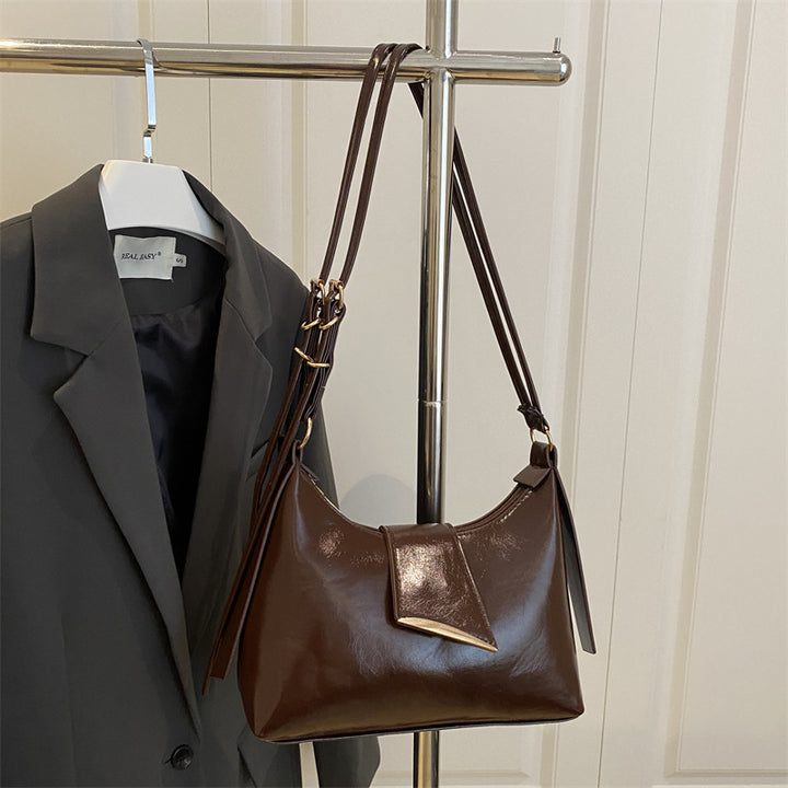 Luxurious Patent Leather Shoulder Bag Bowlift