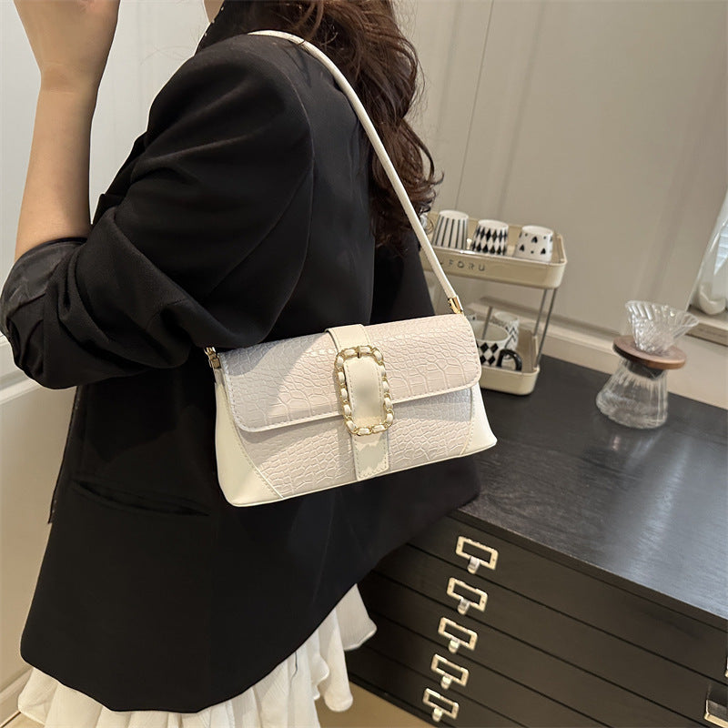 Crocodile Patterned Chain Strap Handbag Bowlift
