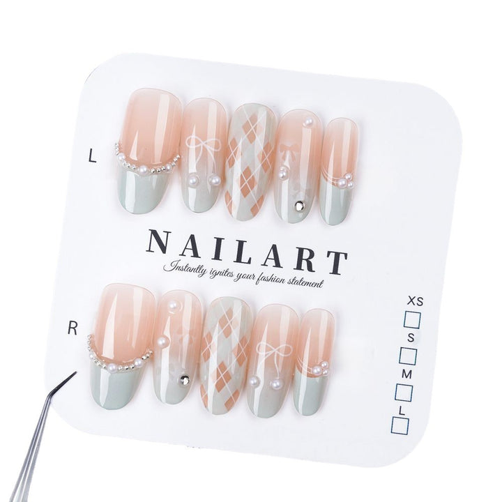 Artistic Press-On Nail Set Bowlift