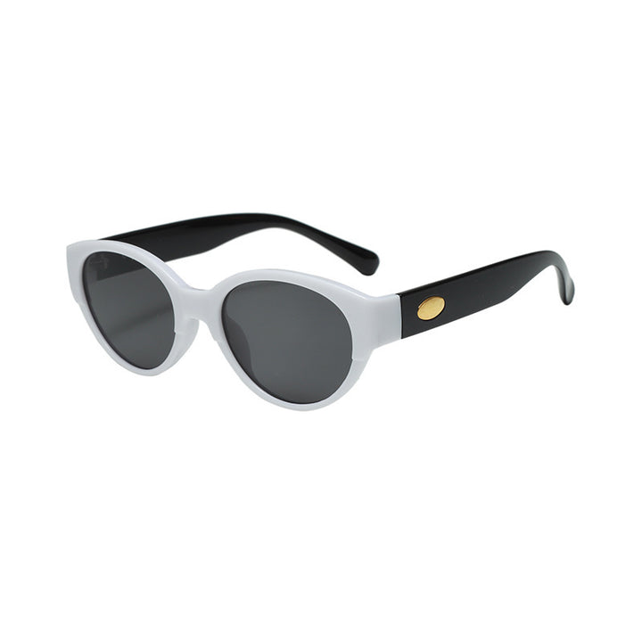Women's fashionable retro sunglasses in contemporary style Bowlift