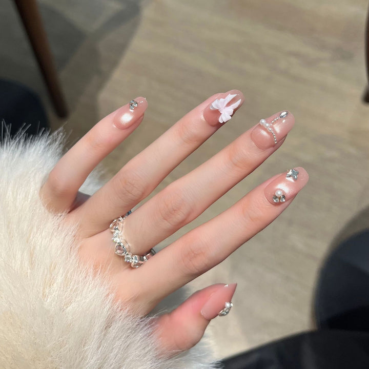 Decorative Rhinestone Nail Art Bowlift