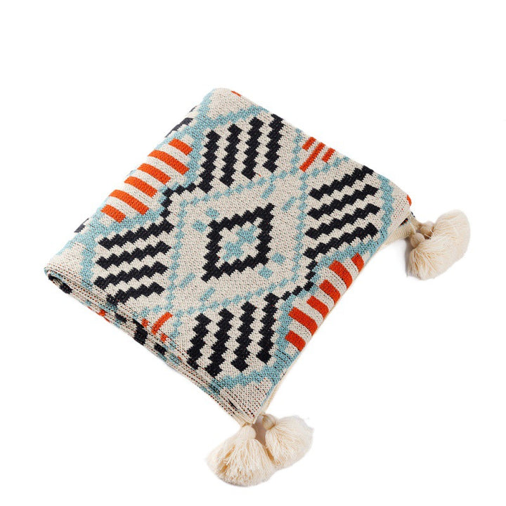 Geometric Patterned Throw Blanket