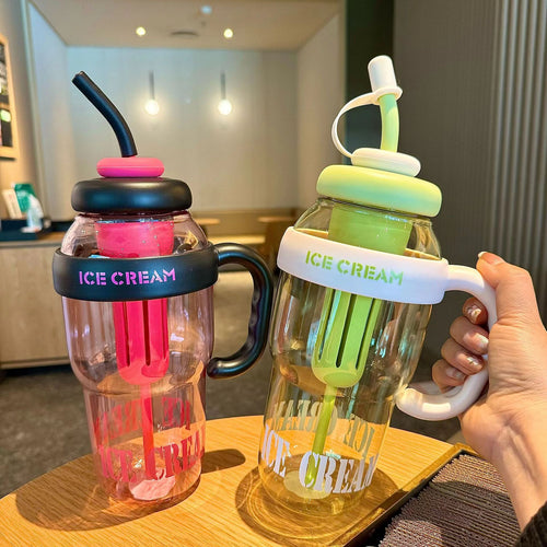 Ladies creative water bottle Bowlift