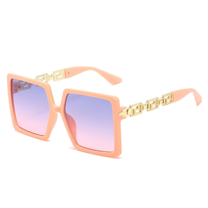 Ladies square sunglasses with luxurious accents Bowlift