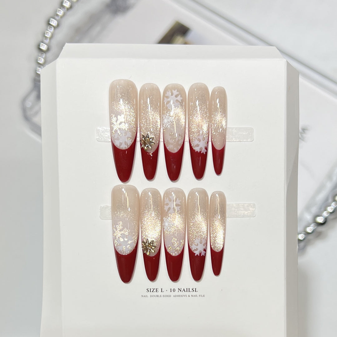Premium Press-On Nail Art Set with Elegant Heart & Leaf Design Bowlift