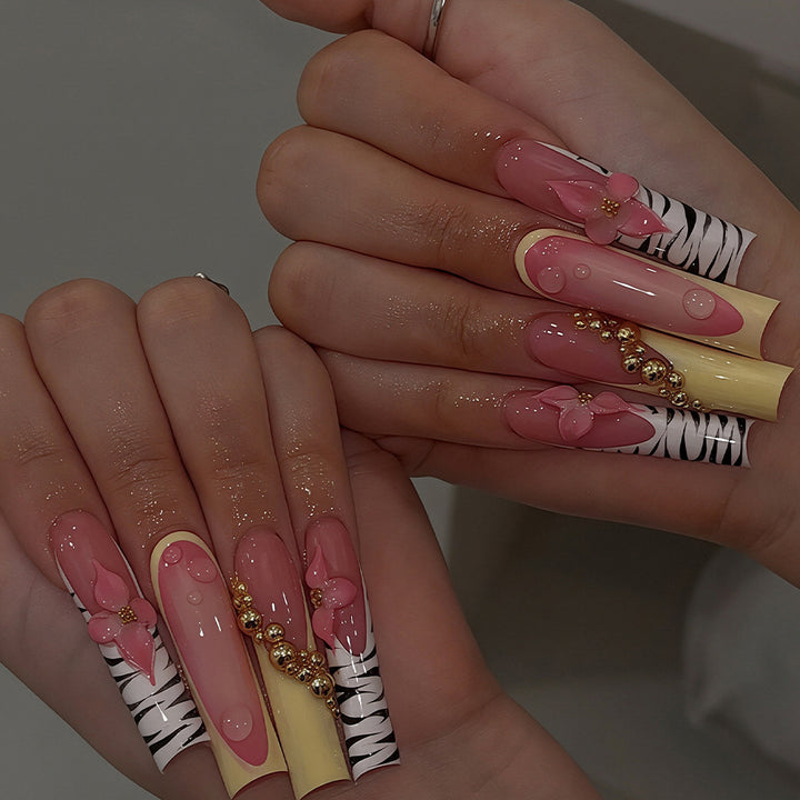 Artistic Nail Art Extensions Bowlift