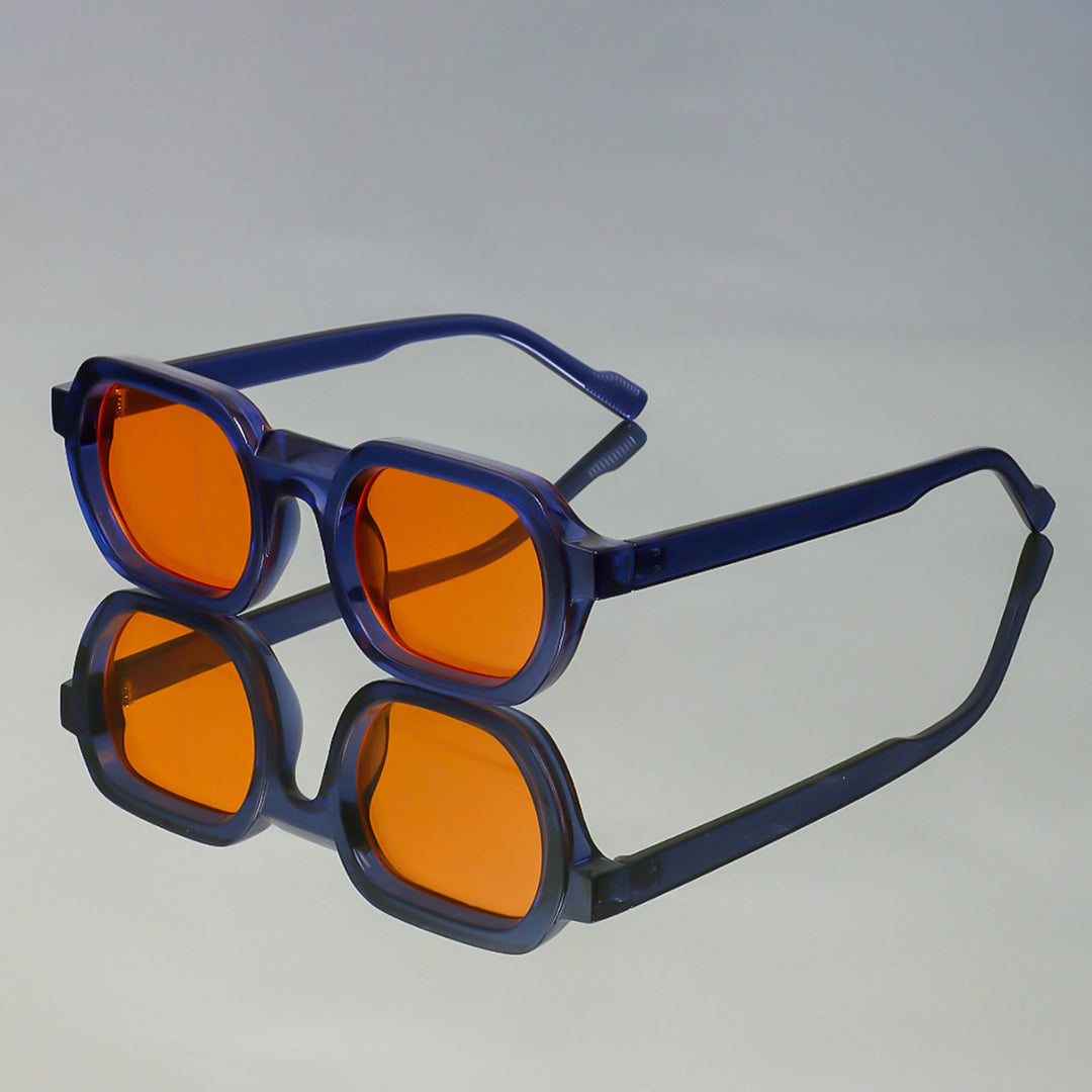 Women’s fashionable sunglasses in modern design with wide frame Bowlift