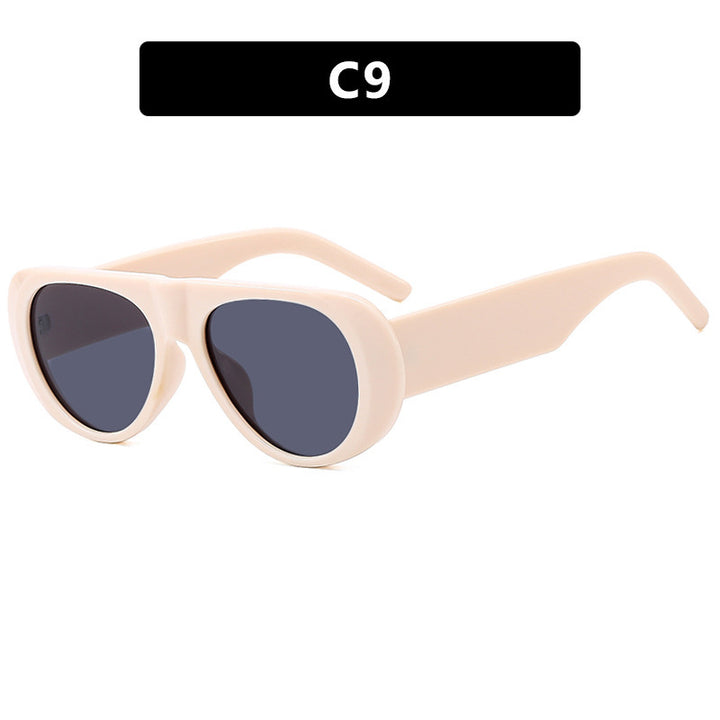Women contemporary sunglasses with innovative design Bowlift