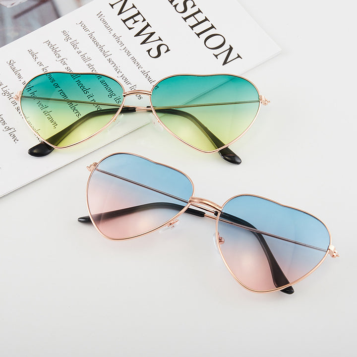 Ladies Heart-Shaped Sunglasses with UV Protection and Elegant Frame Bowlift