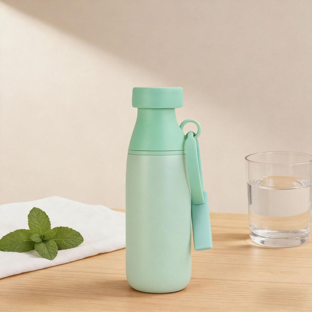 Ladies Insulated Sports Water Bottle with practical carrying strap Bowlift