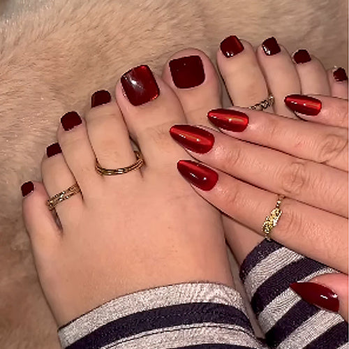Glossy Press-On Nail Set with Various Shapes Bowlift