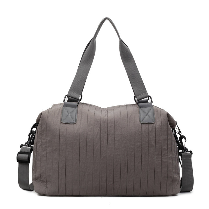 Durable sports and travel bag with ergonomic design Bowlift