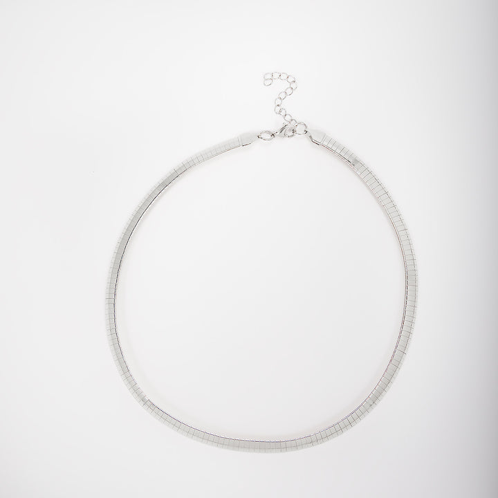 Elegant Statement Wire Choker Bowlift