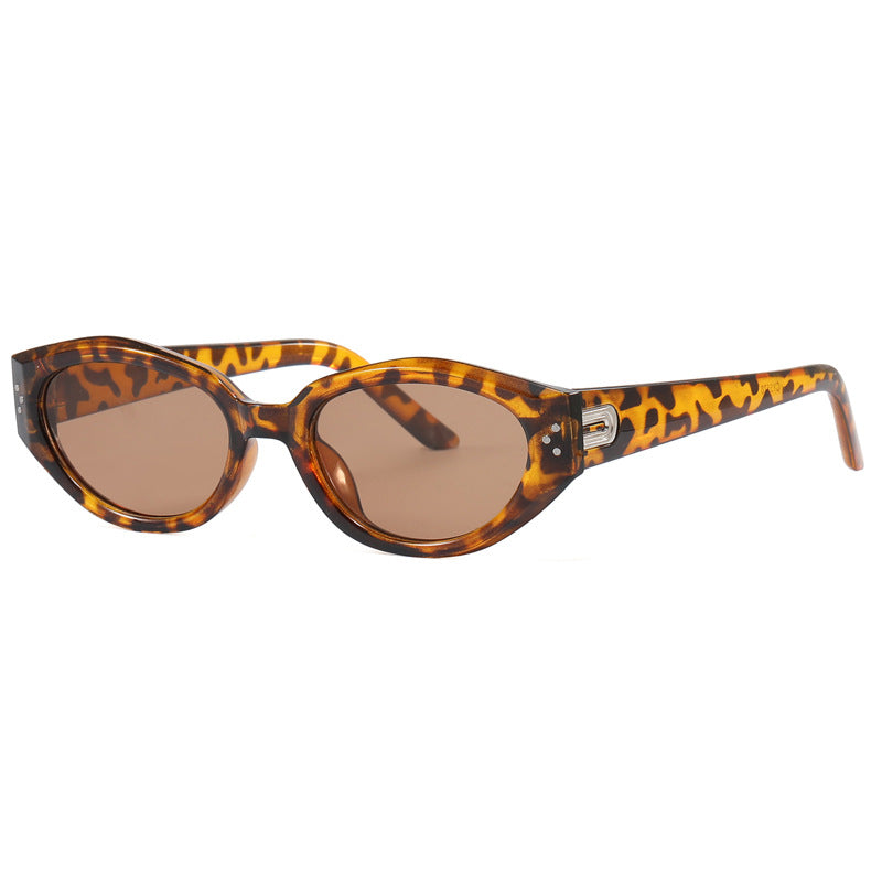 Ladies' trendy sunglasses with animal print and stylish frame Bowlift