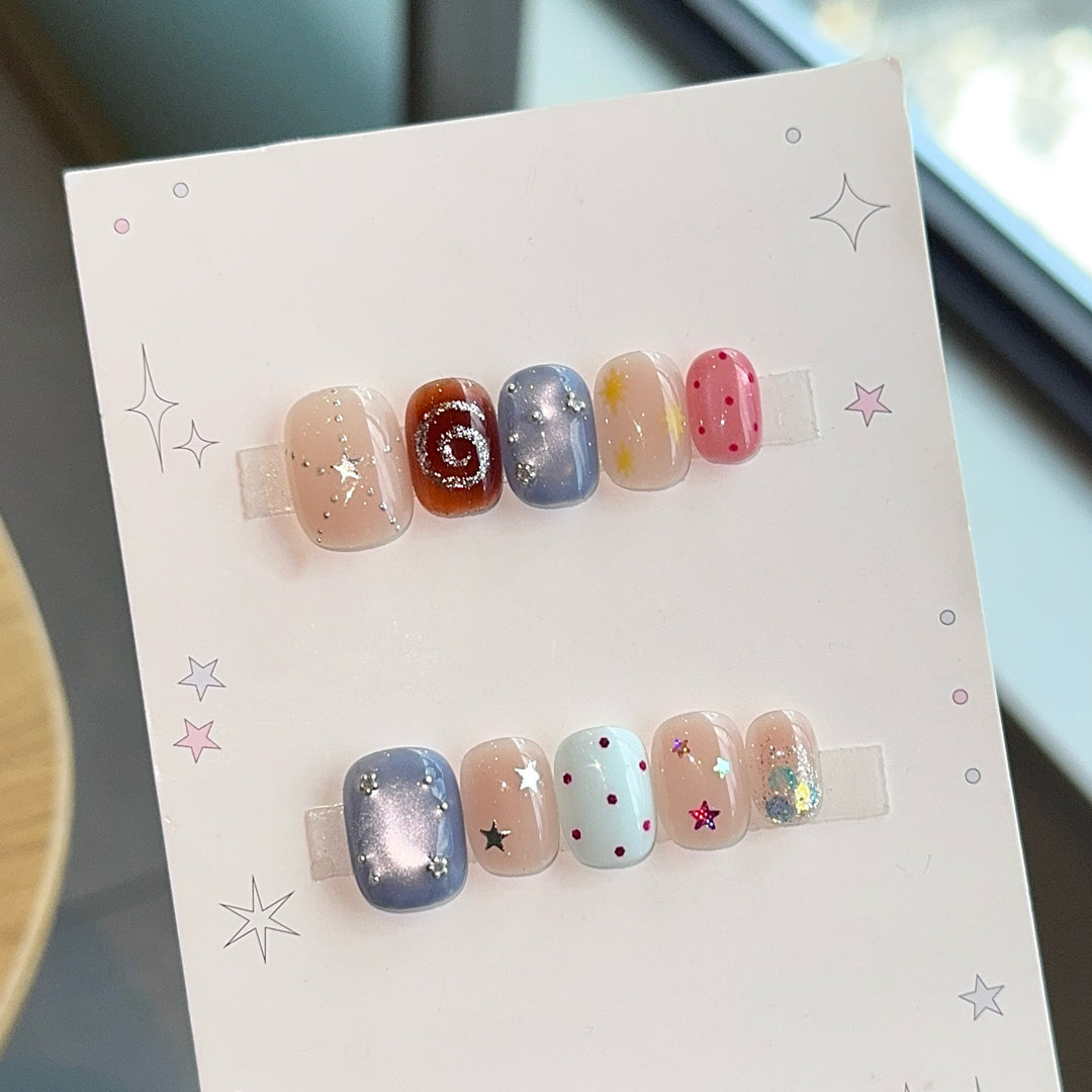 Creative artificial nails with sparkling star patterns Bowlift