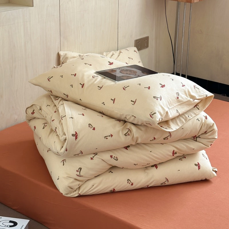 Unisex cotton pillowcase with cheerful bear design Bowlift