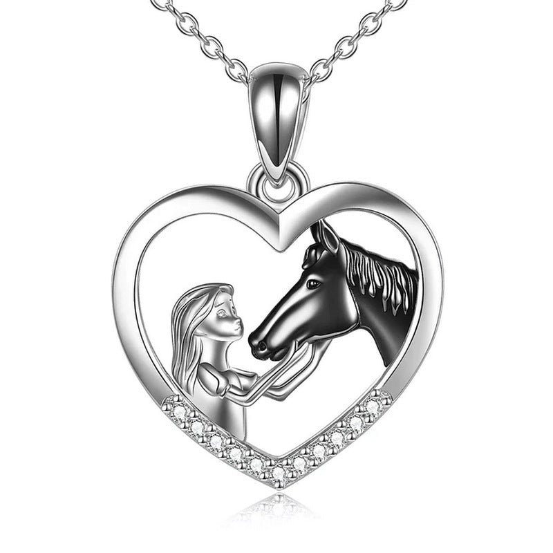 Heart-Shaped Horse Lover's Adjustable Bracelet Bowlift