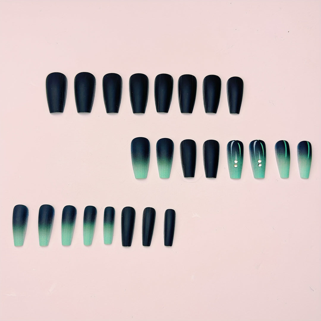 Trendy Artificial Nails with Matte Chic Finish Bowlift