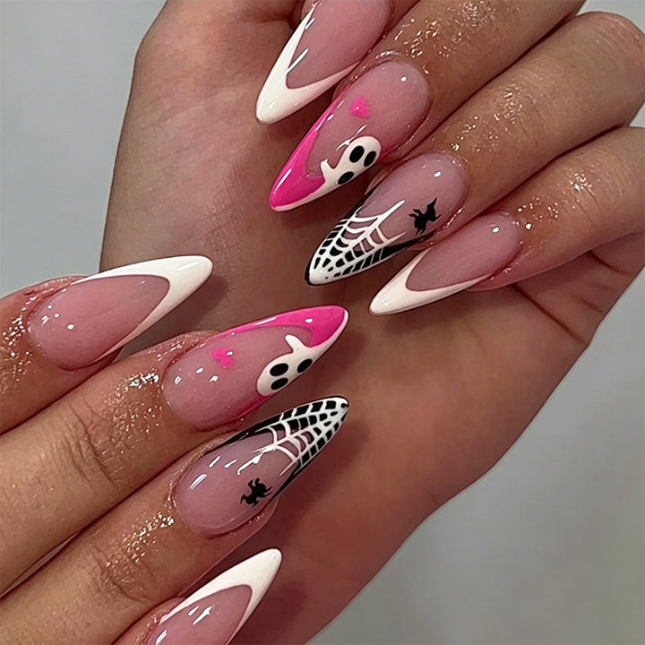 Halloween-themed artificial nails Bowlift