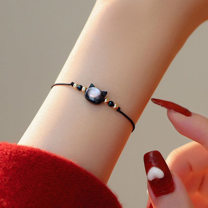 Adjustable Cat-Themed Charm Bracelet Bowlift