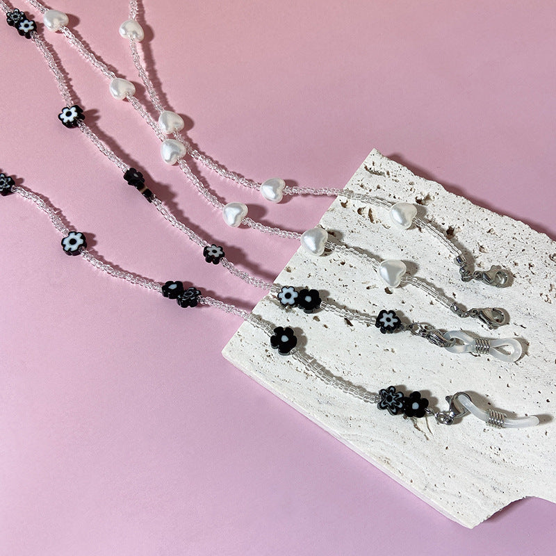 Jewelry holder chain with beads Bowlift