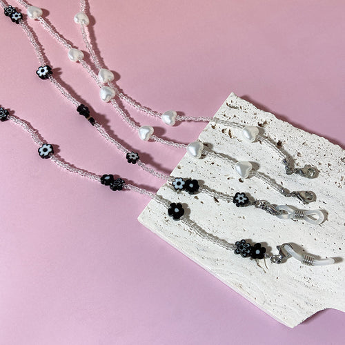 Jewelry holder chain with beads Bowlift