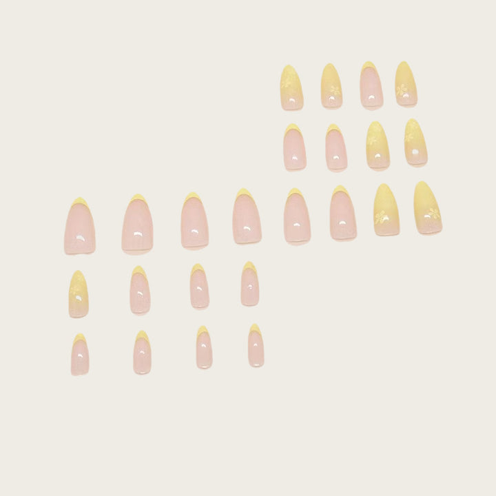 Elegant artificial nails with floral accents Bowlift