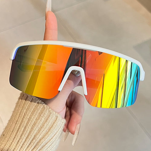 Unisex nan sporty shield sunglasses with continuous visor glass and non-slip nose pads Bowlift