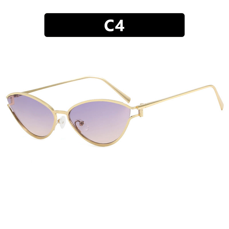 Ladies Cat-Eye Sunglasses in Elegant Gold Frame Bowlift
