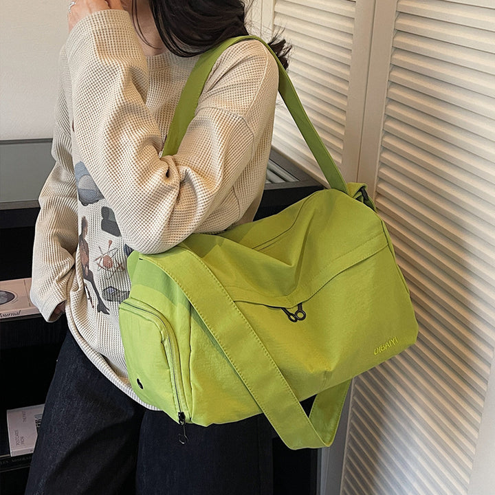 Practical leisure travel bag Bowlift